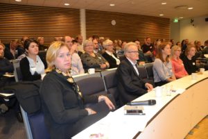 – Vi er nå blitt 51 bedrifter. Det betyr at to tredeler av alle som driver i bransjen er med i Solenergiklynge, sier Trine Kopstad Berentsen.