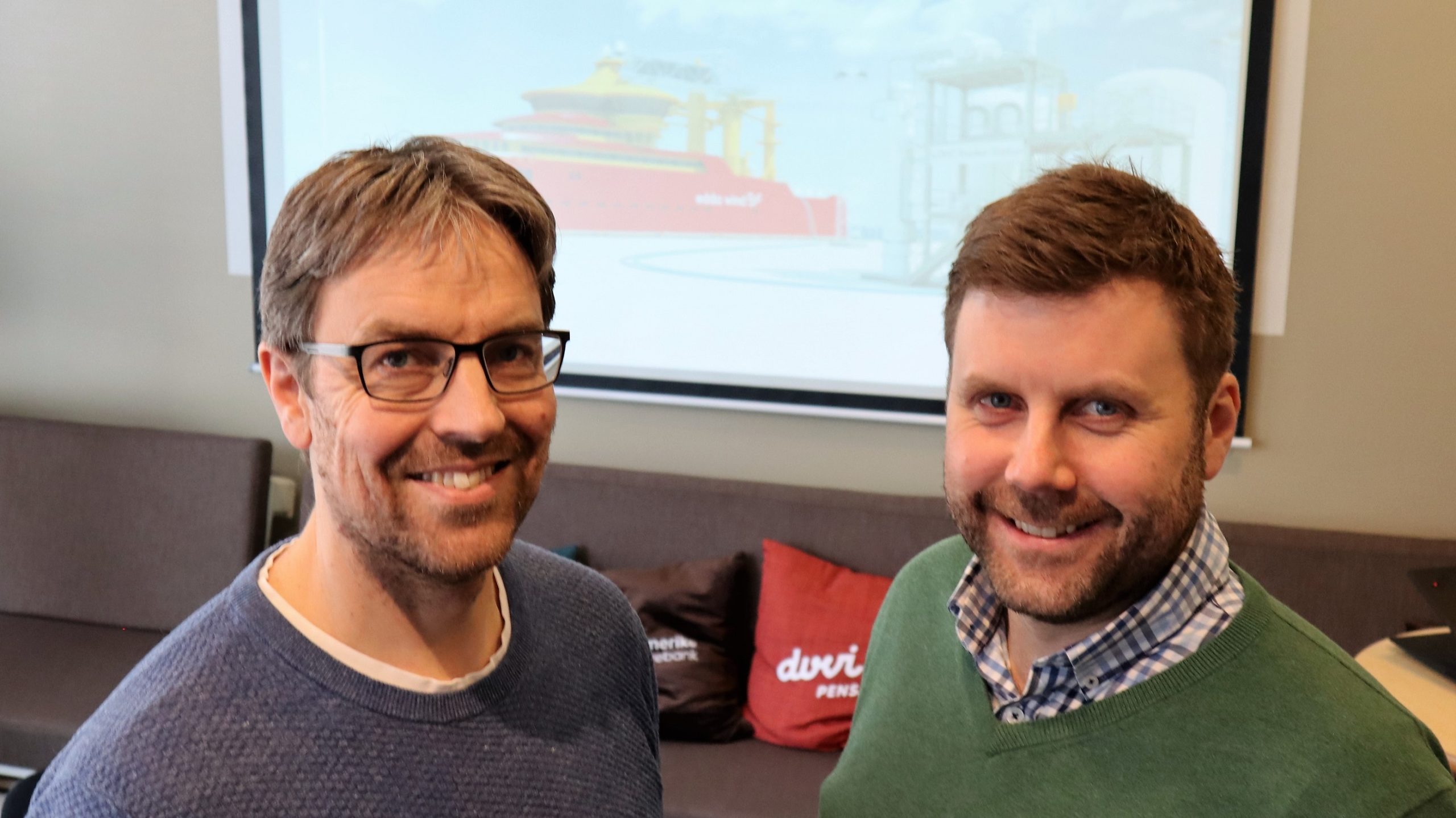 Øystein Skår og Niclas Moen brenselceller i skip